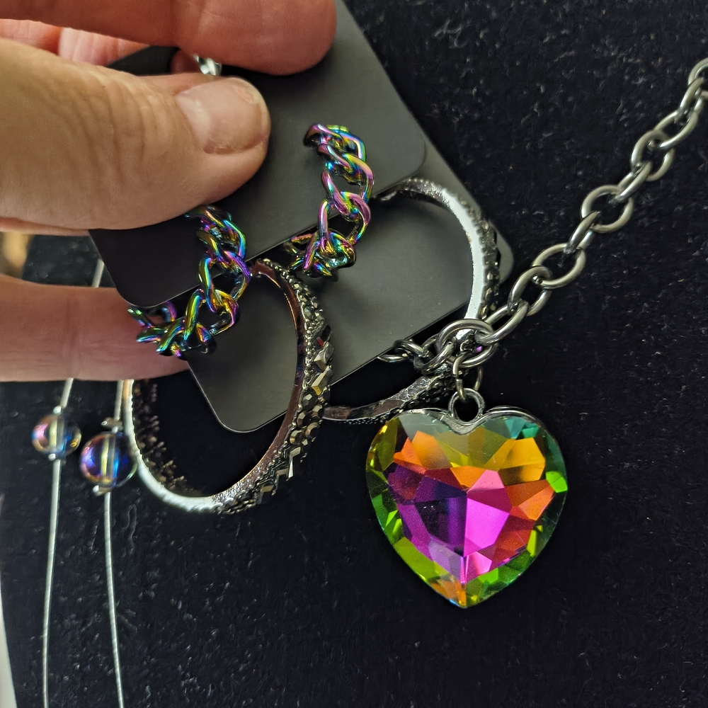 7 PC Paparazzi Oil Spill Heart Necklace Set NWT - Picture 8 of 16